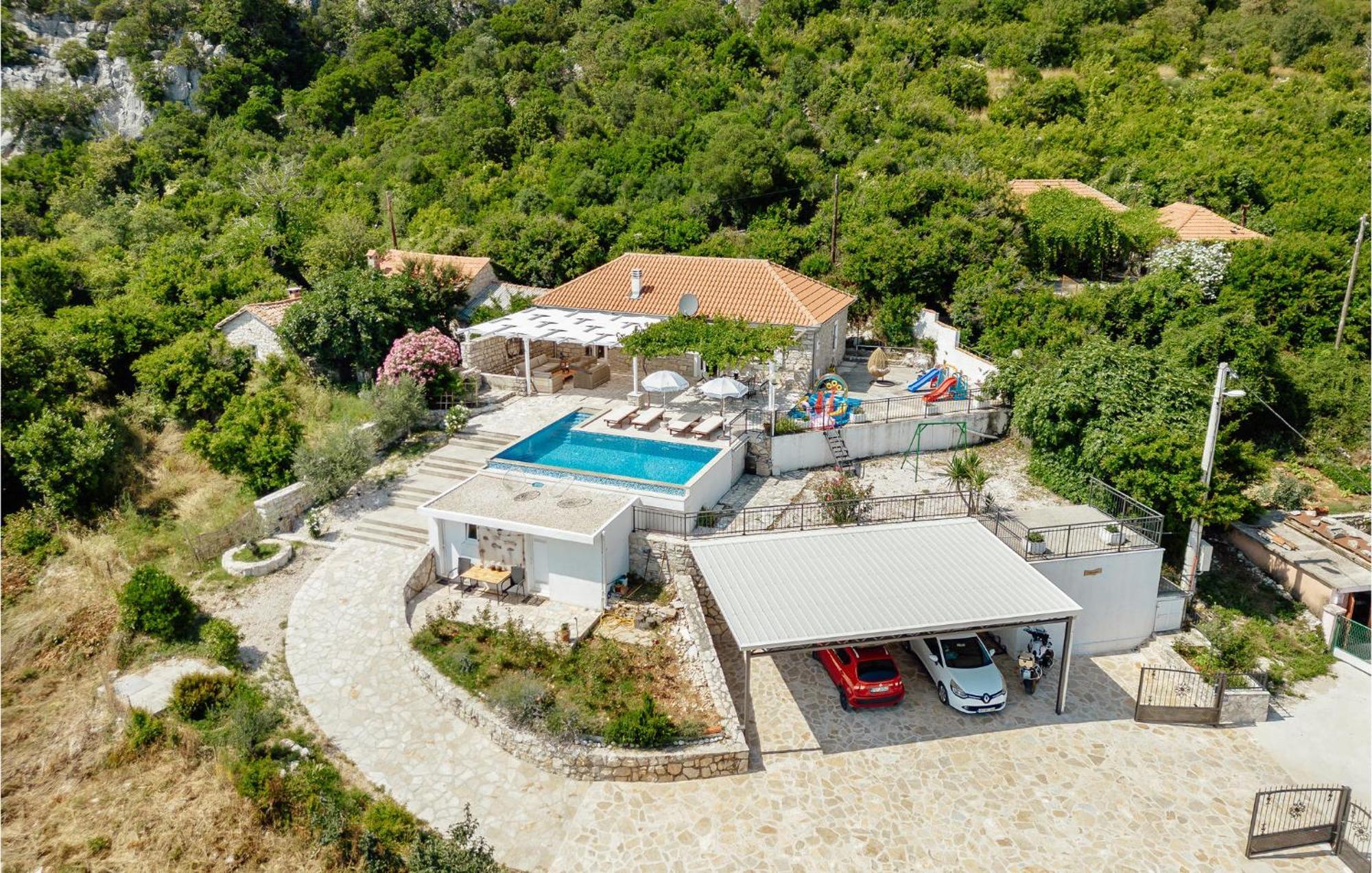 Amazing Home In Herceg Novi With House Sea View Exteriör bild